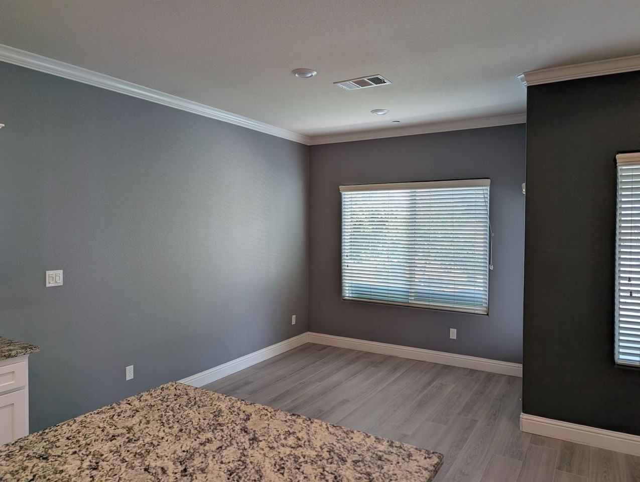 463 S Crescent Ln - Photo 7 of 30
