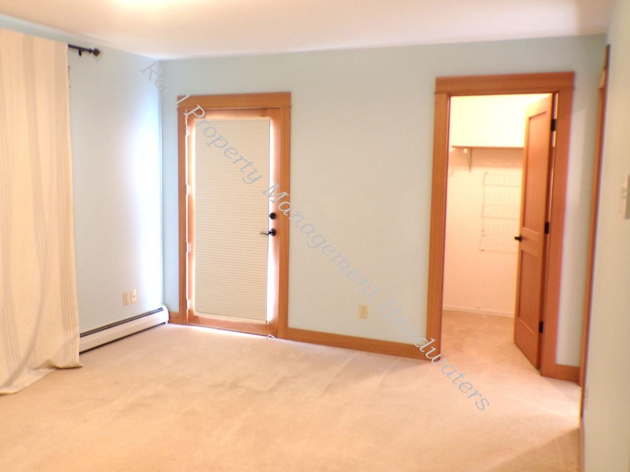 717 Joslyn St - Photo 7 of 38