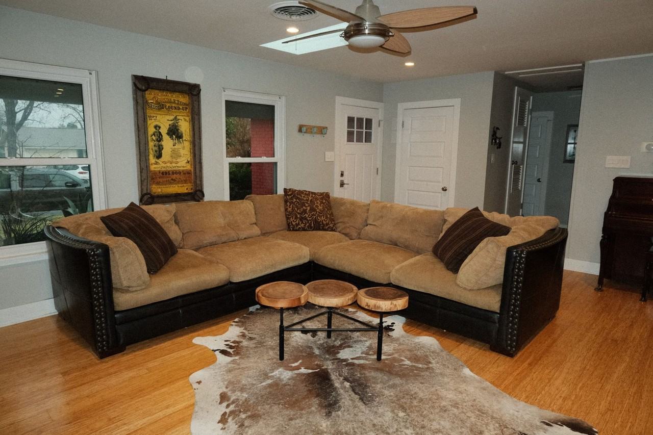 1517 Weyford Dr - Photo 3 of 31