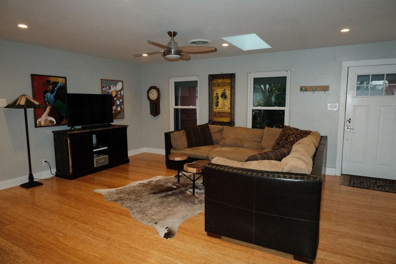 1517 Weyford Dr - Photo 4 of 31