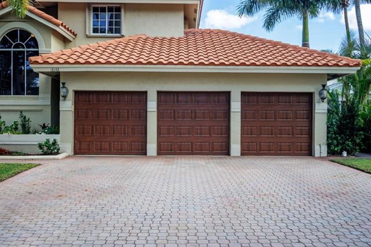 18142 Nw 15th Ct - Photo 5 of 50