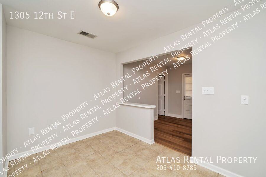 1305 12th St E - Photo 7 of 12