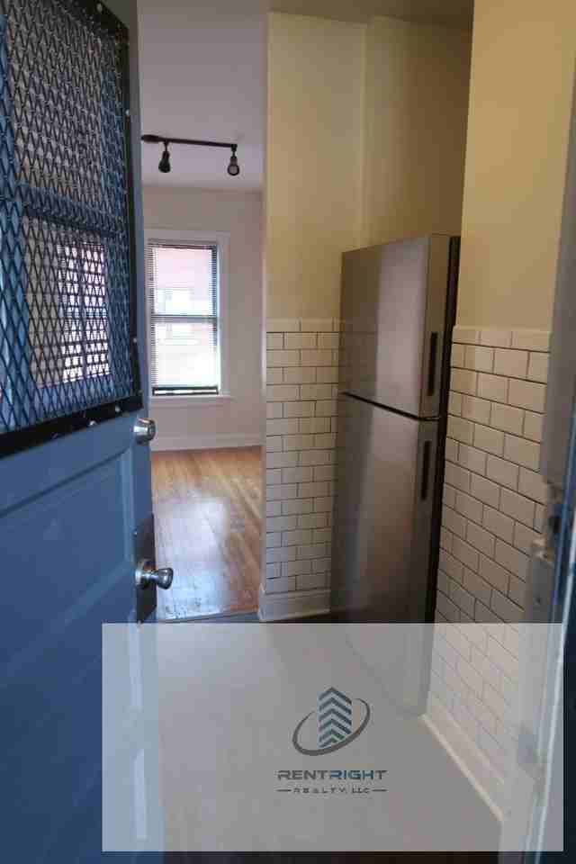 1700 W Albion Ave #1704-3S - Photo 2 of 15