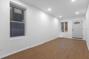 1313 W Chicago Ave #1R - Photo 6 of 9