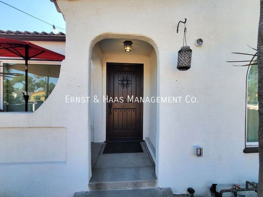 1630A E Mckenzie St - Photo 3 of 28