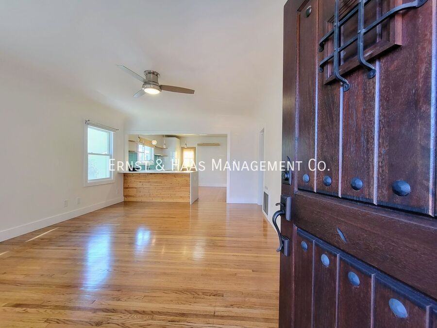 1630A E Mckenzie St - Photo 4 of 28