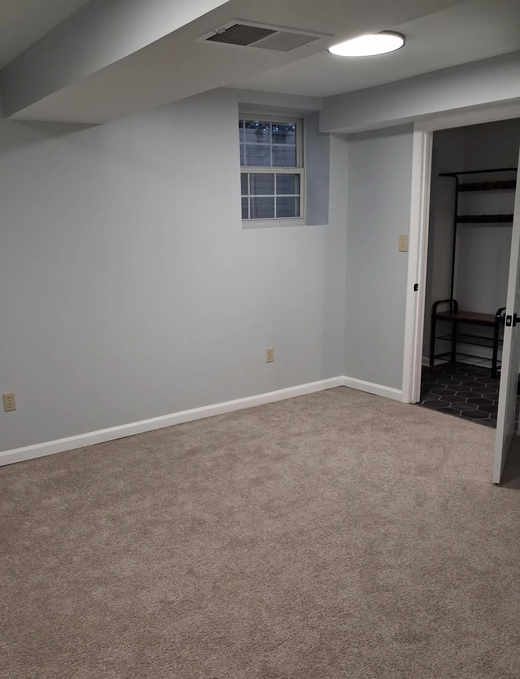 815 Aztec Dr #B - Photo 5 of 16