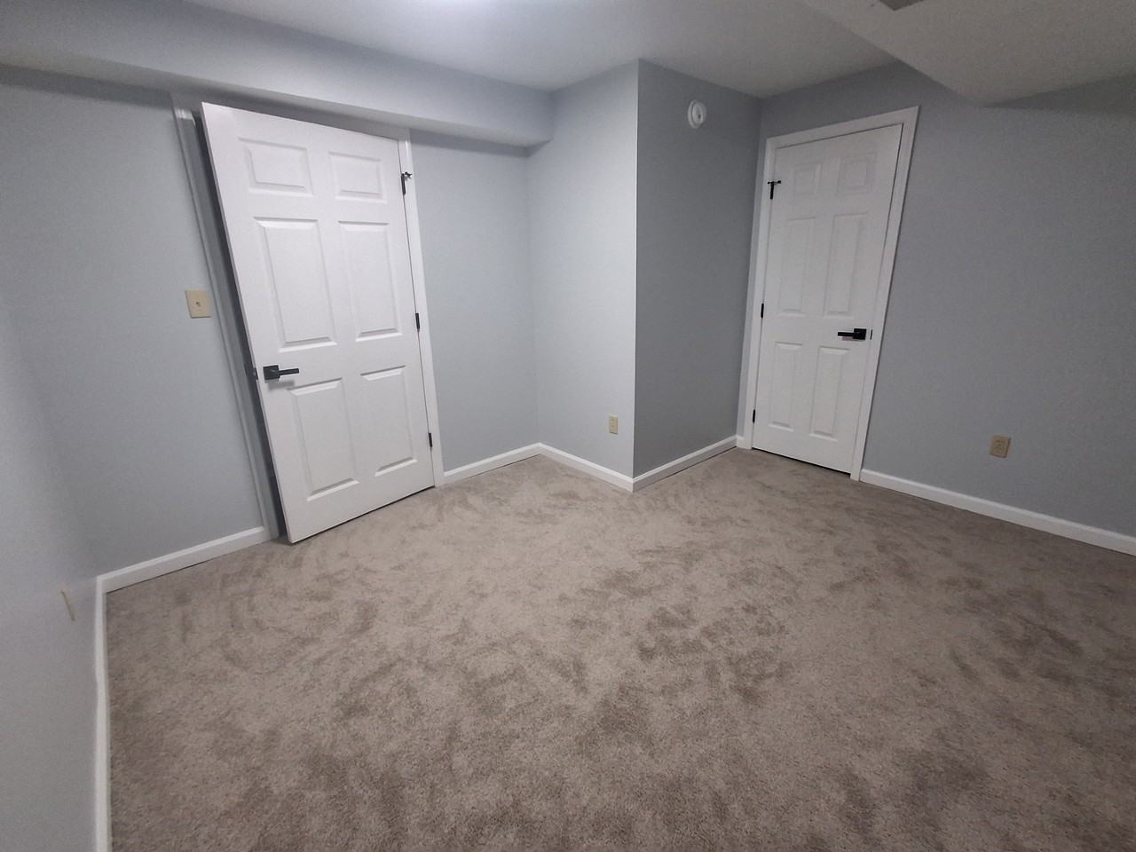 815 Aztec Dr #B - Photo 6 of 16