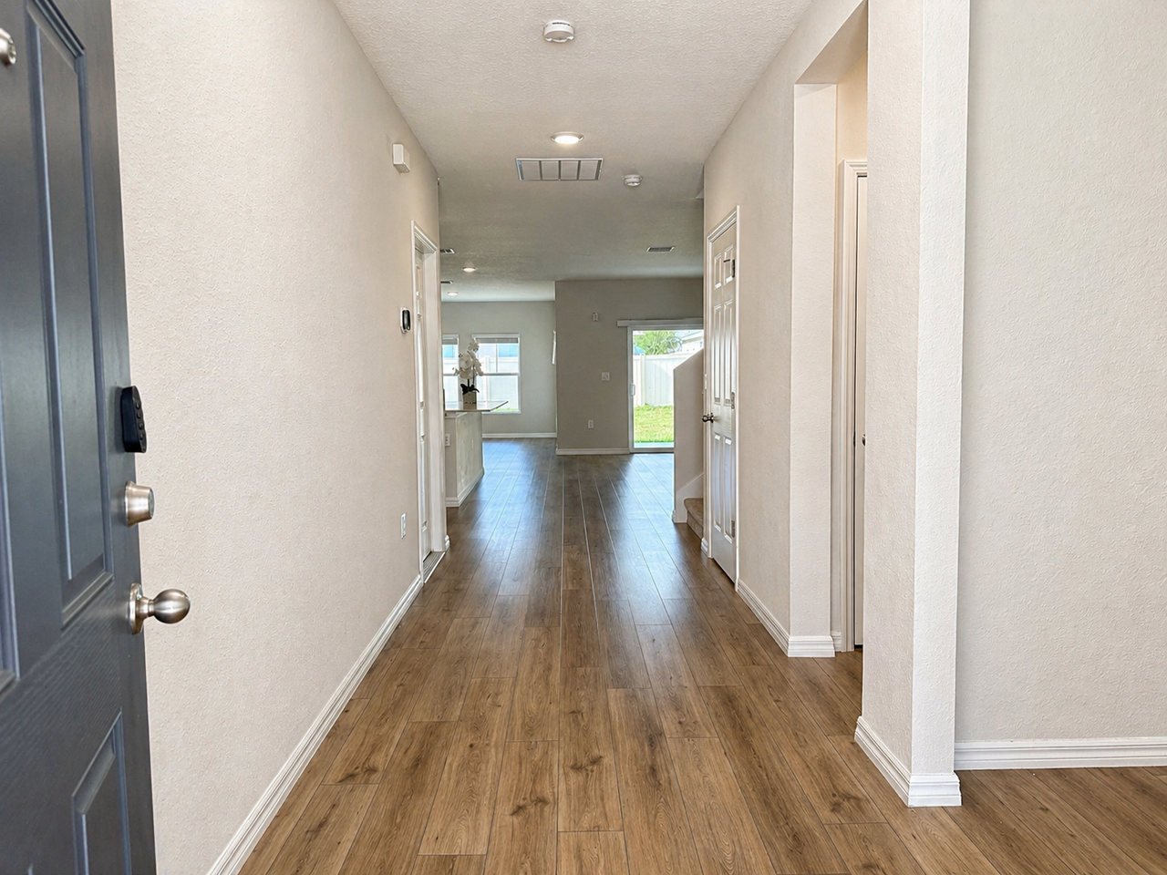 1305 Current Pl #NA - Photo 3 of 50