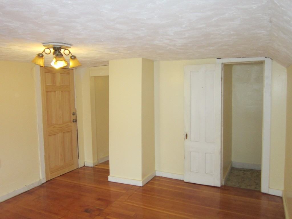 119 Prospect St #3 - Photo 6 of 15