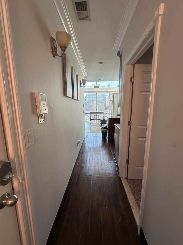 205 N 11th St #4FL - Photo 6 of 19