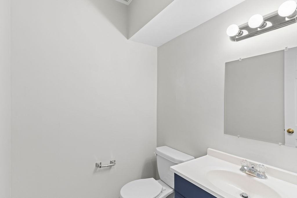 45426 Clarkes Crossing Sq - Photo 7 of 50