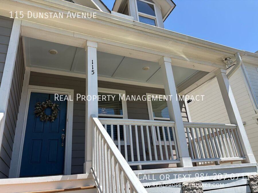 115 Dunstan Ave - Photo 4 of 37