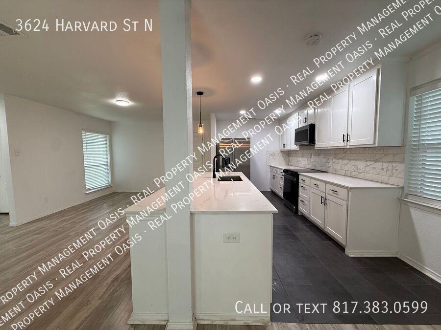 3624 Harvard St N - Photo 3 of 11