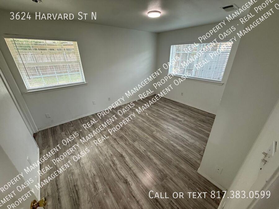 3624 Harvard St N - Photo 6 of 11