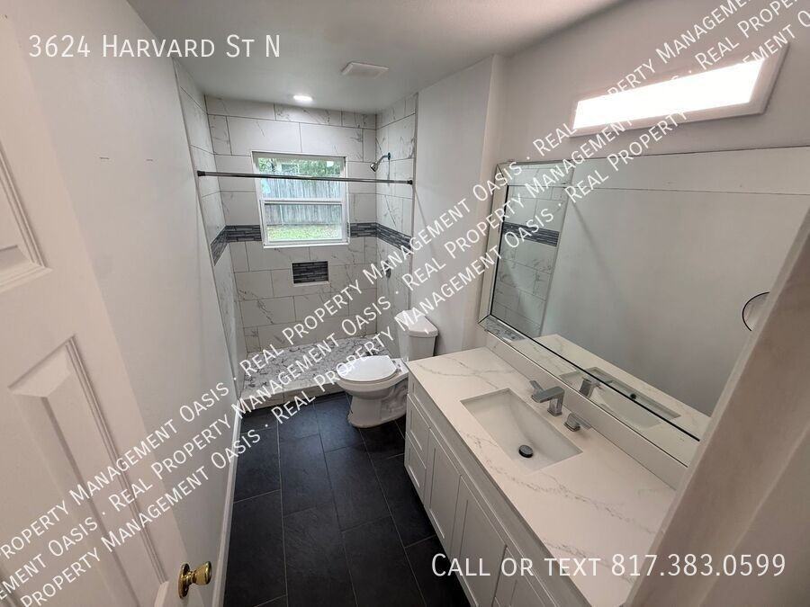 3624 Harvard St N - Photo 7 of 11