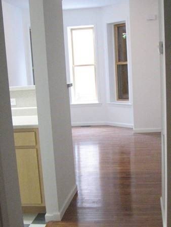 165 Johnston St #1 - Photo 4 of 9