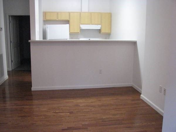 165 Johnston St #1 - Photo 6 of 9