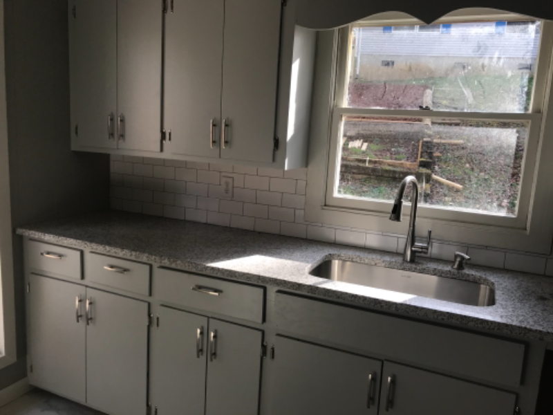 300 N Hampton Rd - Photo 3 of 13