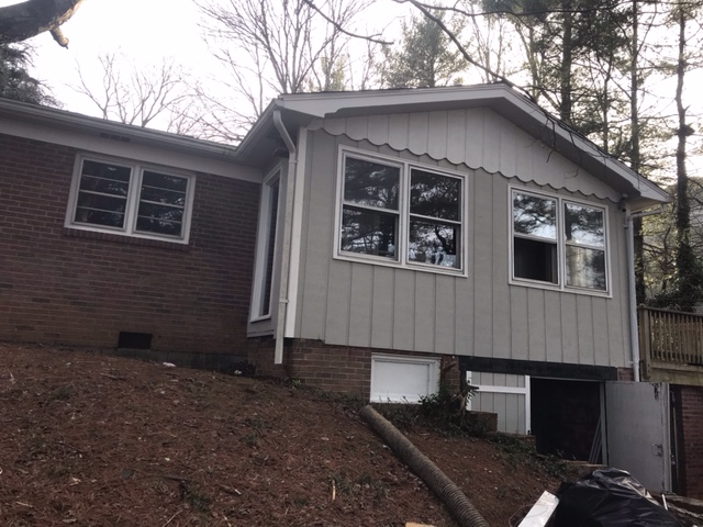 300 N Hampton Rd - Photo 4 of 13