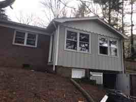 featured image of 300 N Hampton Rd