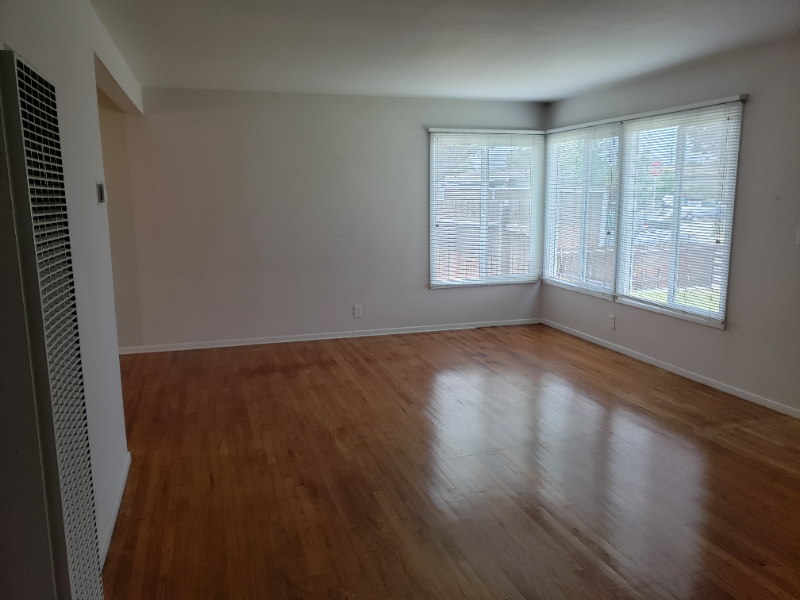 16516 Firmona Ave - Photo 5 of 17