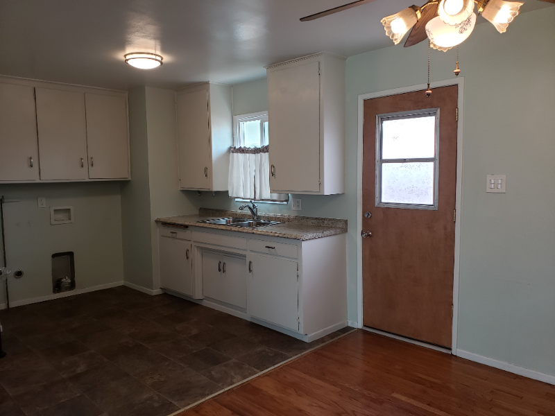 16516 Firmona Ave - Photo 7 of 17