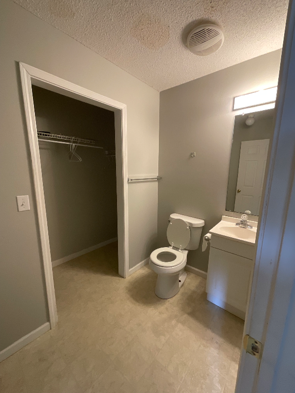 45 Tulip Grove Cir #2 - Photo 3 of 12