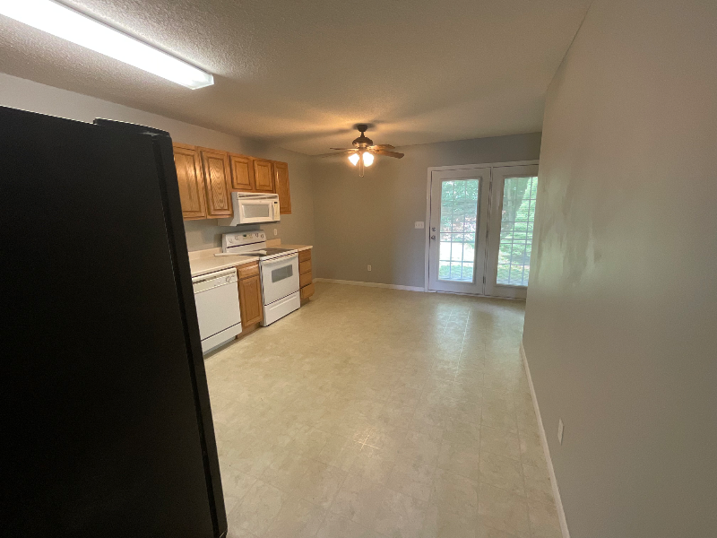 45 Tulip Grove Cir #2 - Photo 4 of 12