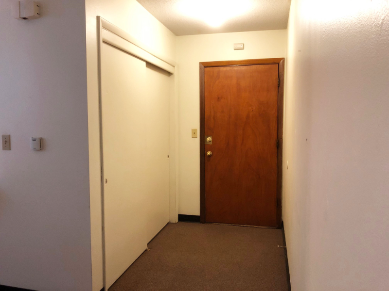 226 Nw College Ave #4 - Photo 3 of 8