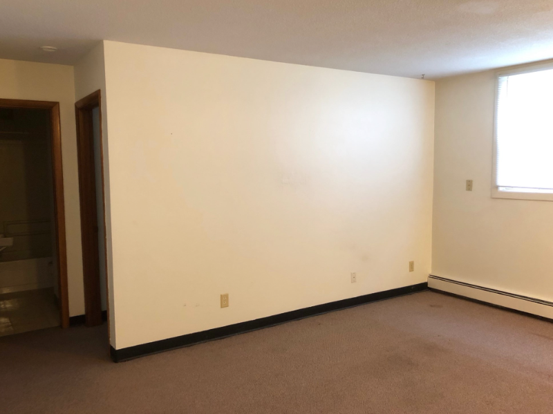 226 Nw College Ave #4 - Photo 5 of 8
