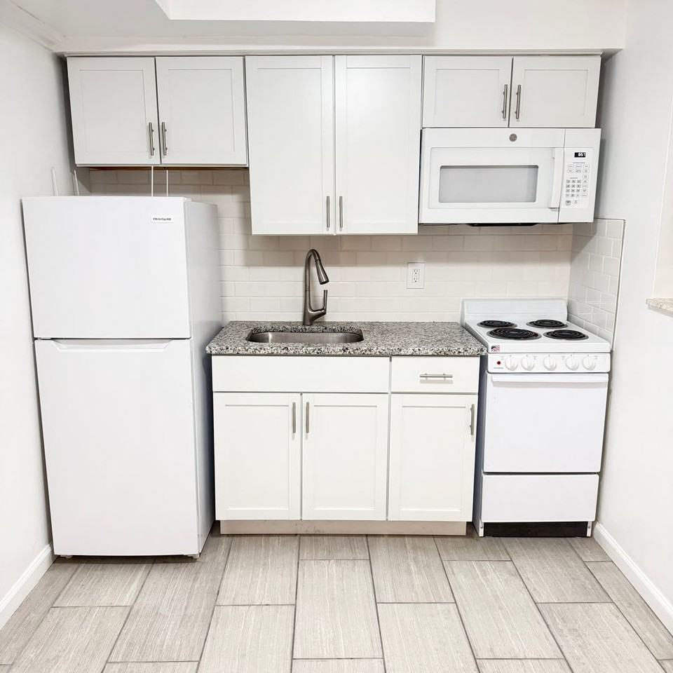 334 S Broadway #15