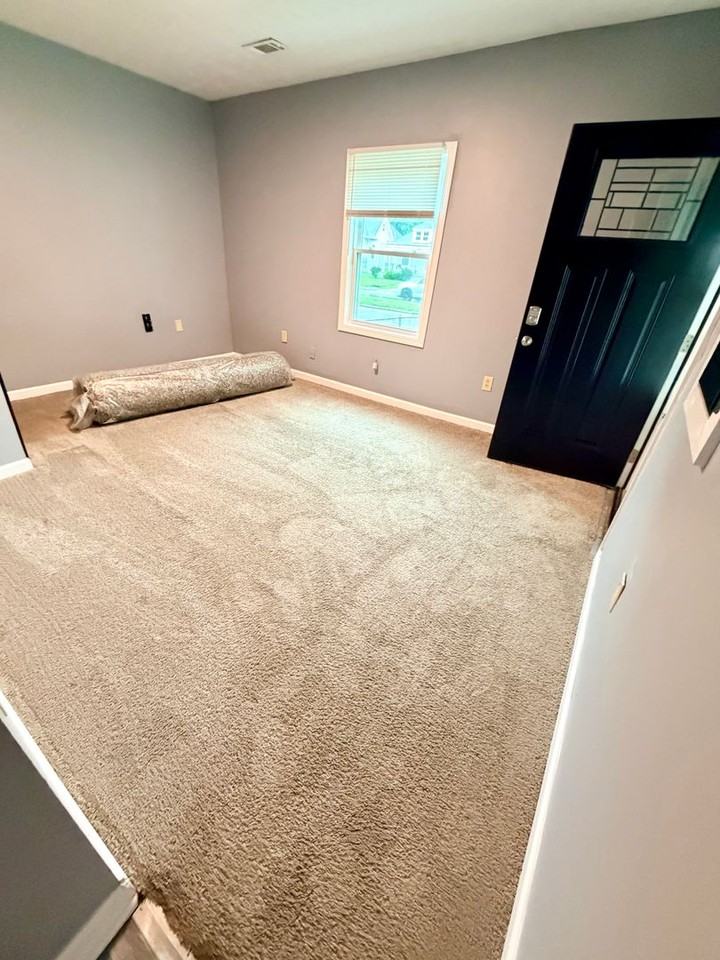 268 E Loudon Ave #2 - Photo 4 of 14