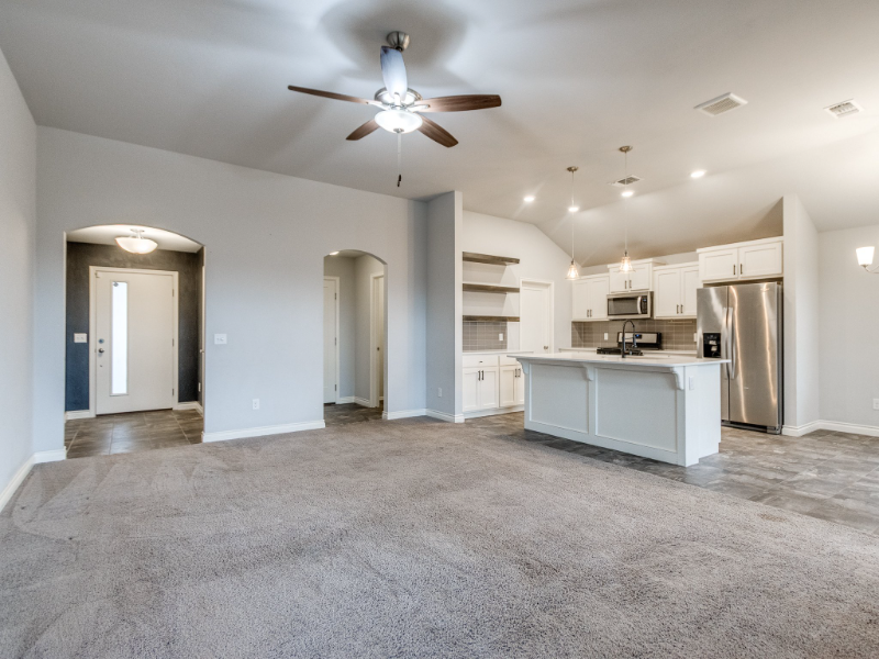 705 Blue Fish Rd - Photo 4 of 20