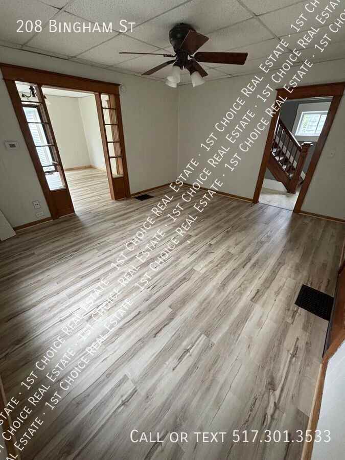 208 S Bingham St - Photo 2 of 19