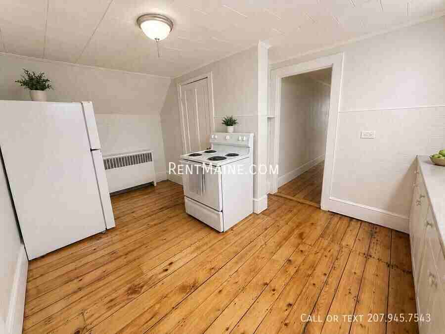 61 Pearl St #3 - Photo 6 of 9