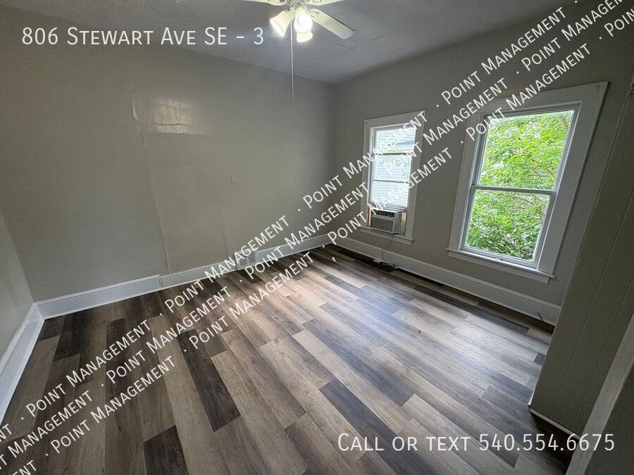806 Stewart Ave Se #3 - Photo 4 of 5