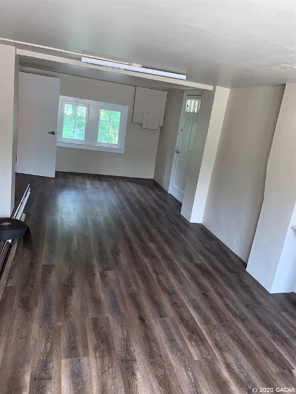 929 Sw 13th St - Photo 7 of 16