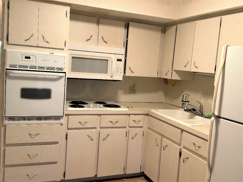 2310 Denmark St - Photo 4 of 16