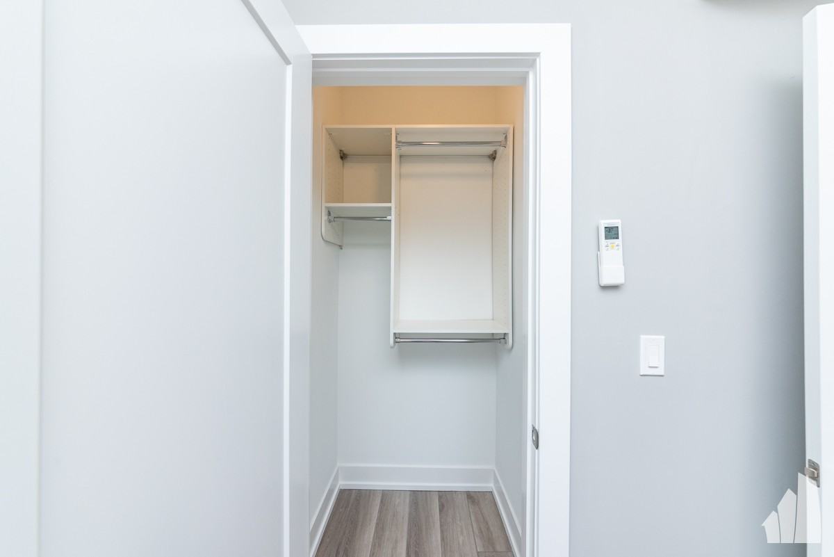 3939 N Janssen Ave #N2 - Photo 5 of 8