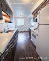 featured image of 1316 Southwestern Dr