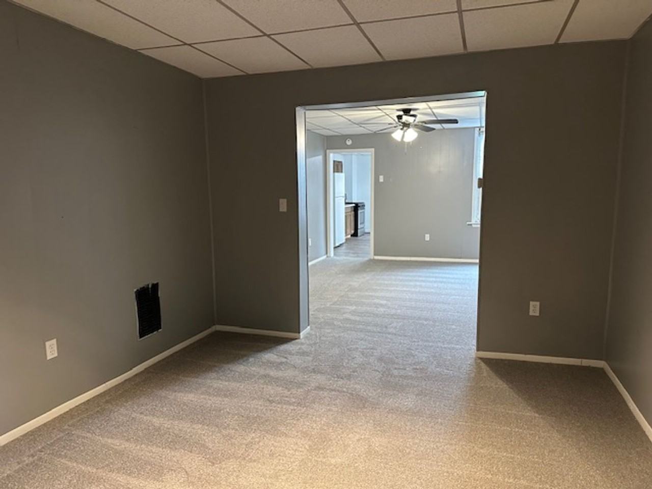 526 N 2nd St - Photo 3 of 16