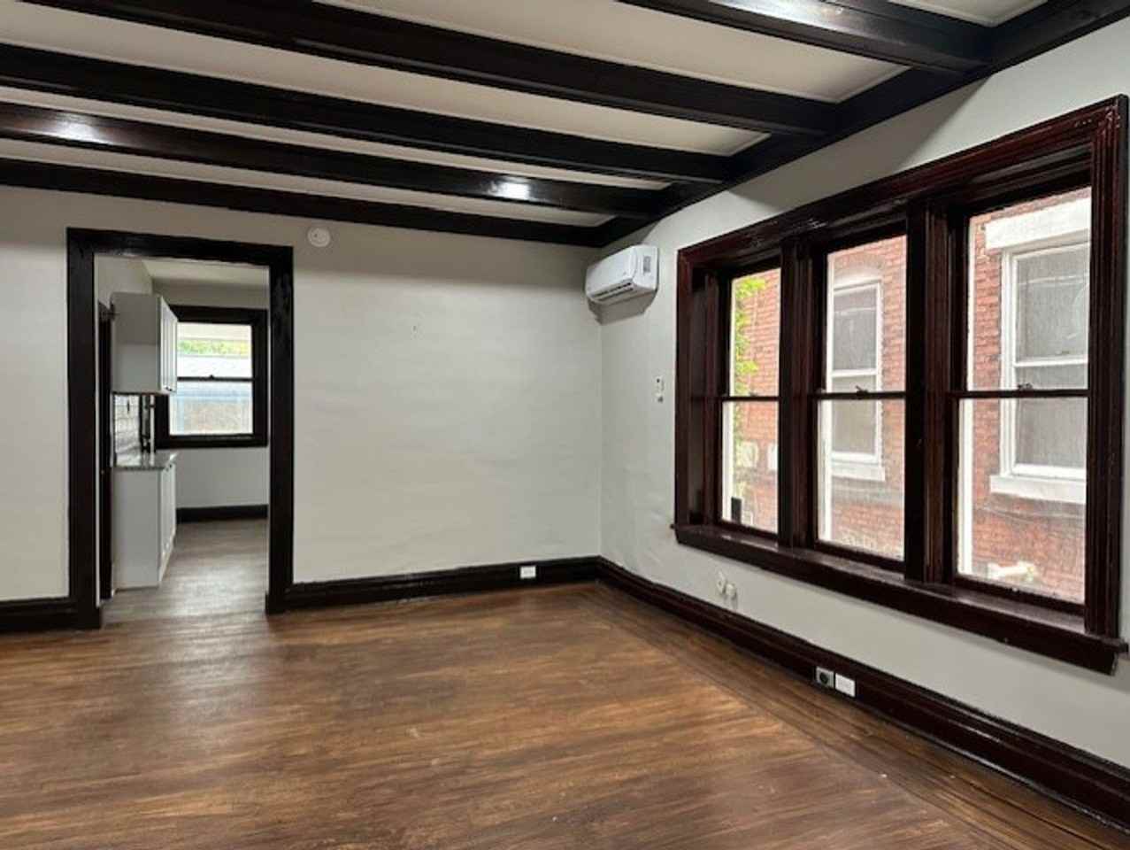 1708 State St - Photo 4 of 17