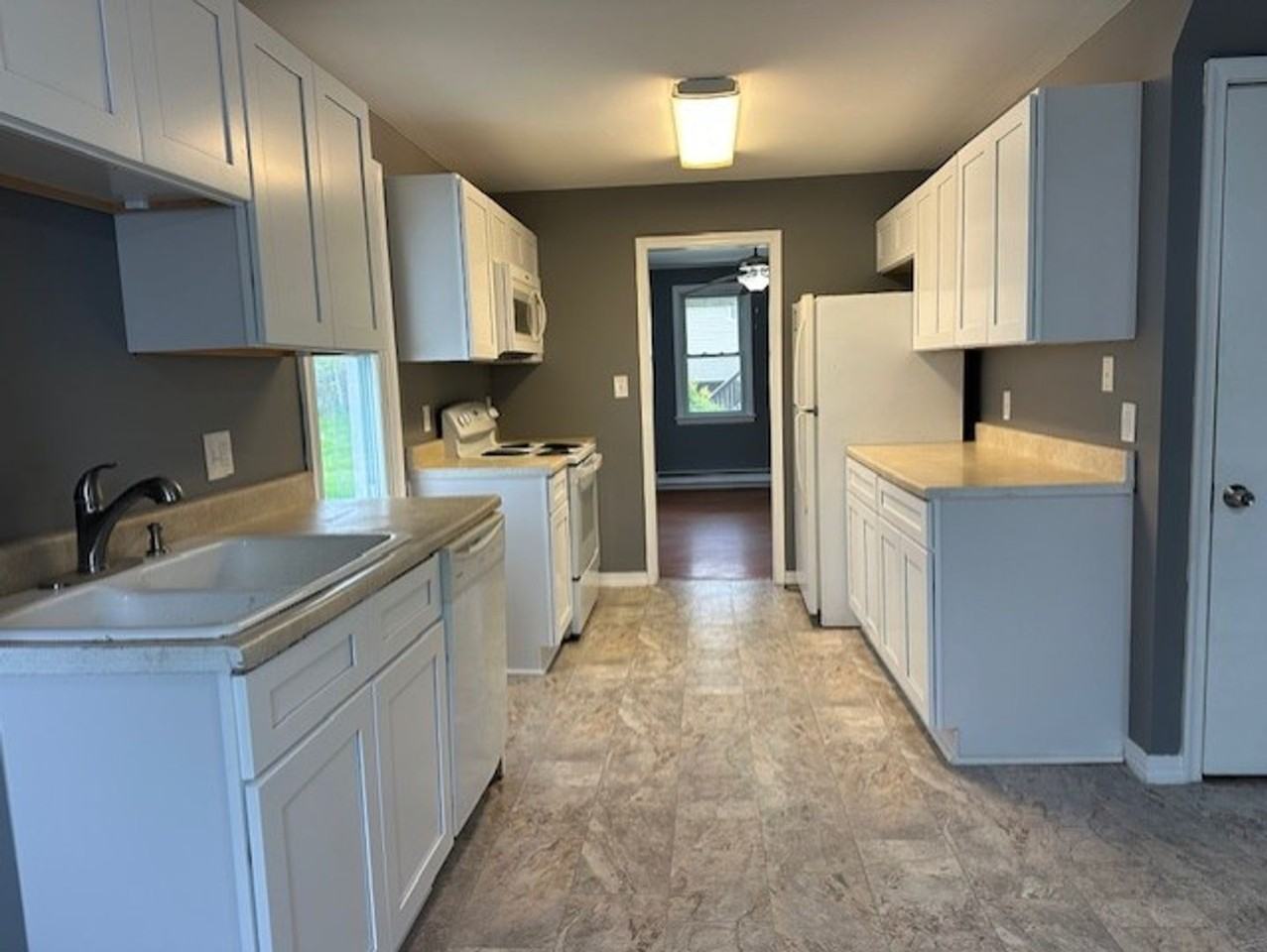 60 Hummel Ave #REAR - Photo 6 of 18