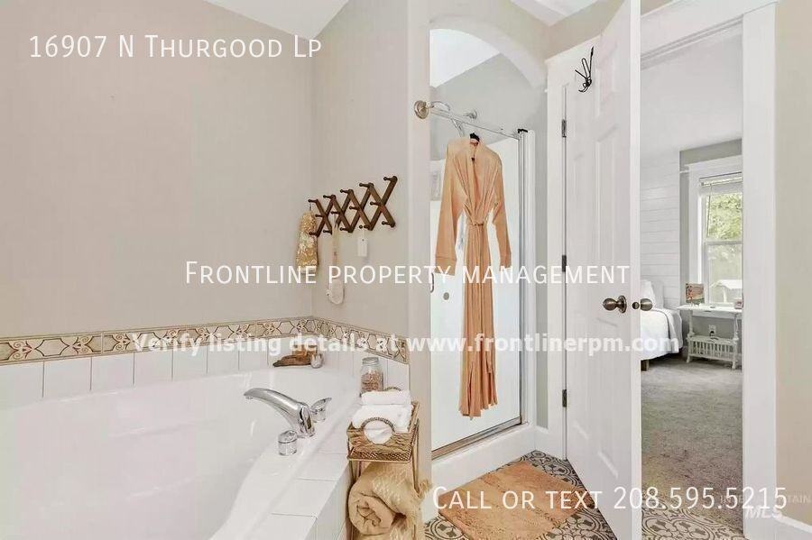 16907 N Thurgood Loop - Photo 7 of 34