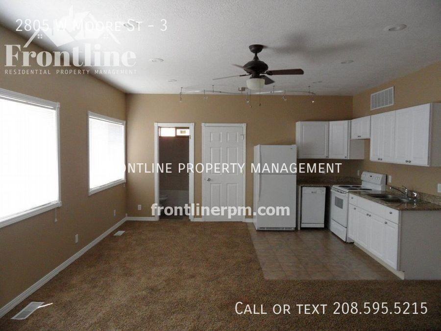 2805 W Moore St #3 - Photo 2 of 15