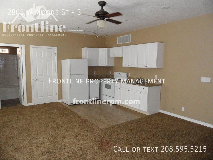 2805 W Moore St #3 - Photo 4 of 15