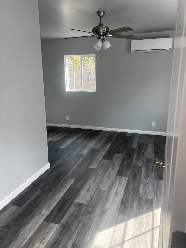 427 E 98th St #1-4 - Photo 2 of 8