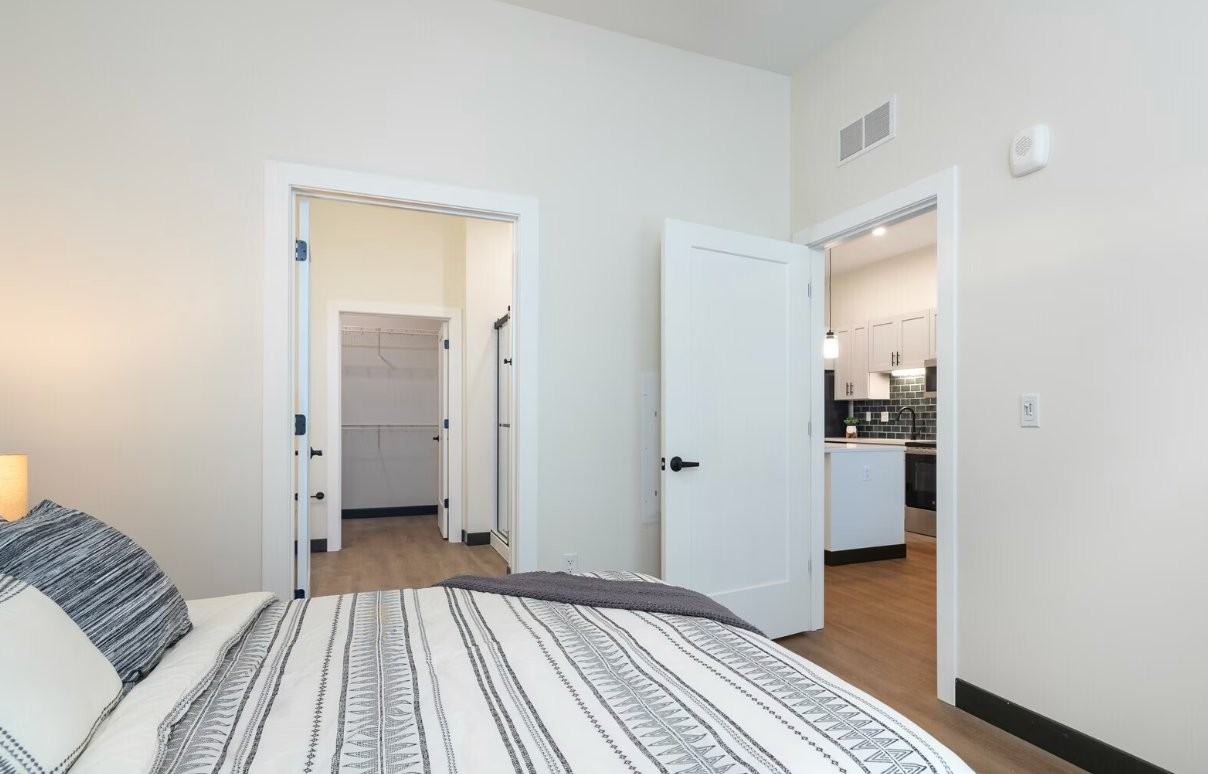 801 S Wells St #819 - Photo 5 of 8