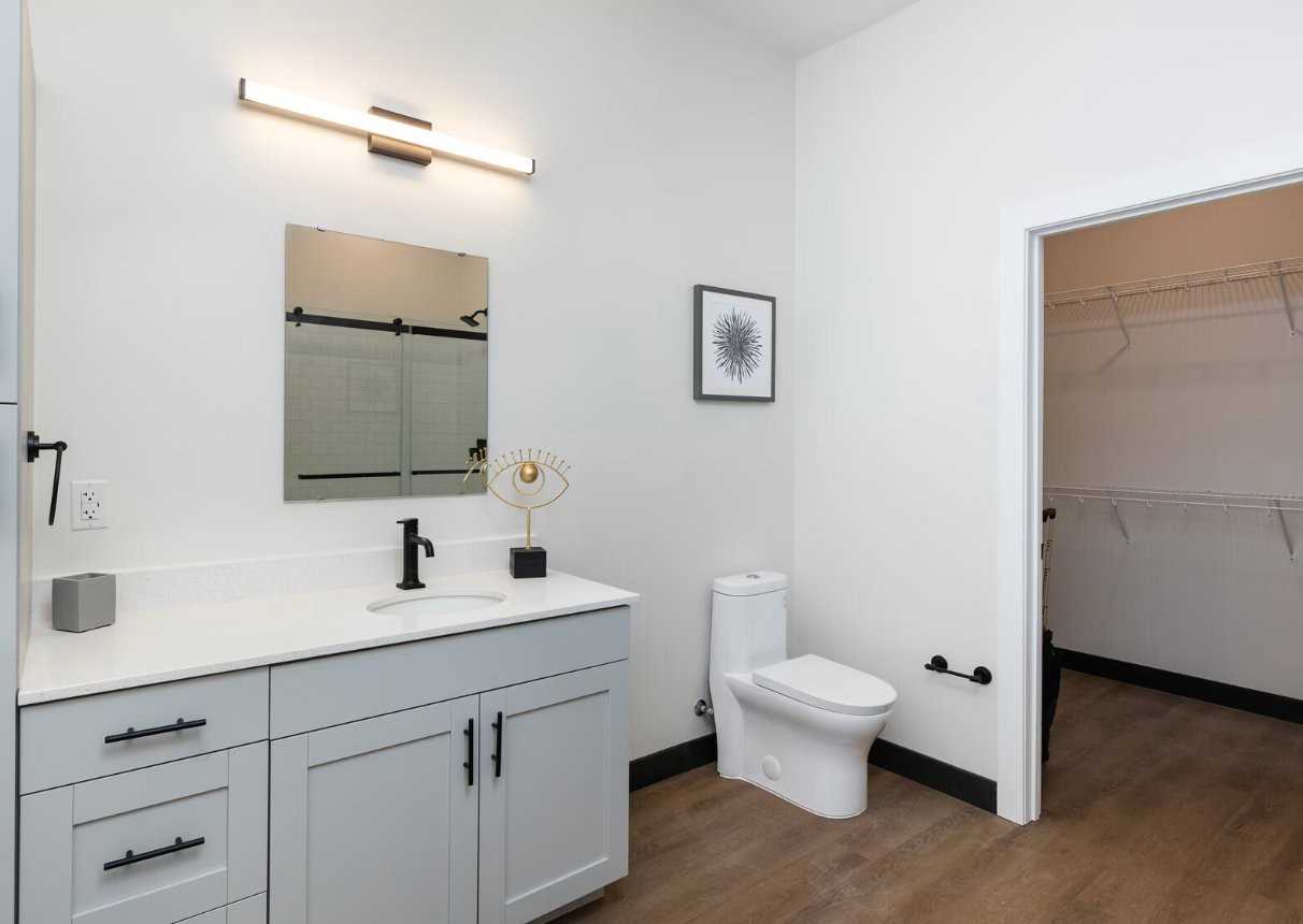 801 S Wells St #819 - Photo 6 of 8